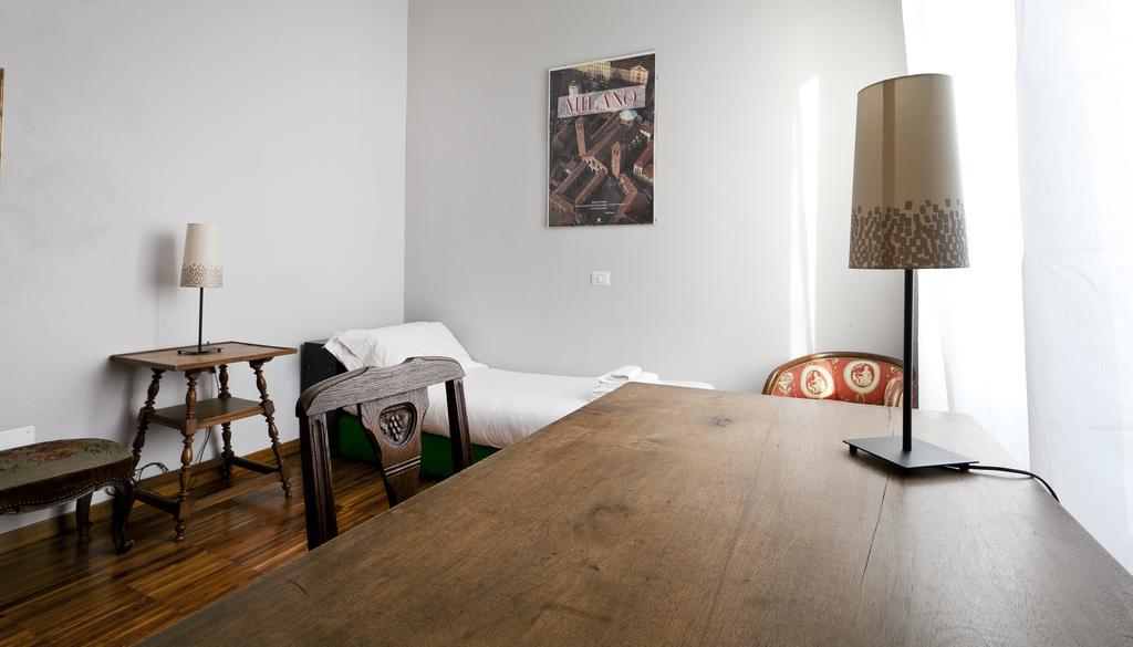 Italianway-Reggimento Savoia Apartamento Milão Exterior foto